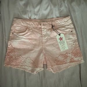 Girls pink Tye dye shorts New.